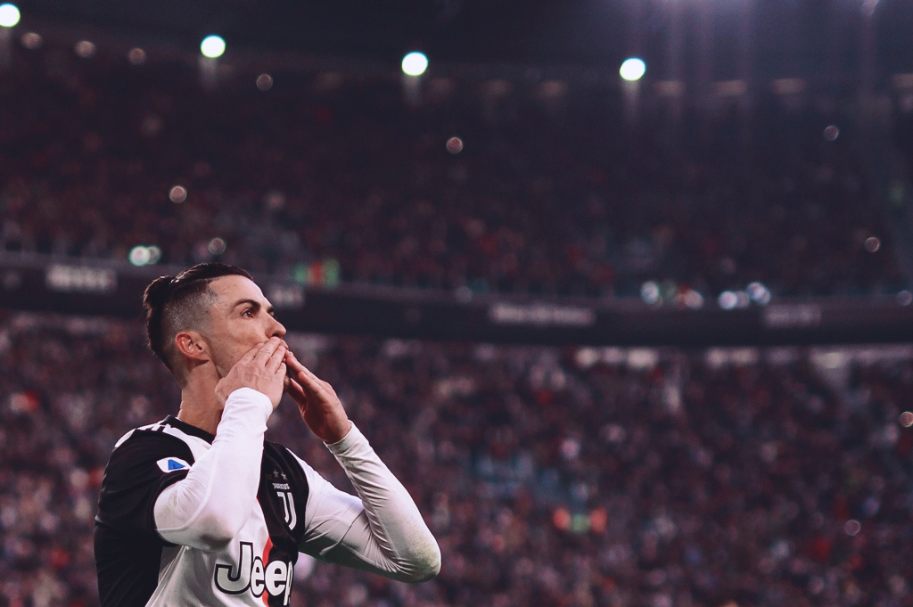 足坛悲喜夜！诞生2026年首冠，皇马会师巴萨，米兰绝平送国米大礼